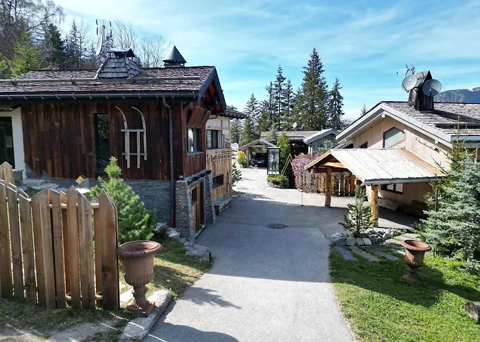 Le Hameau De Marcandou